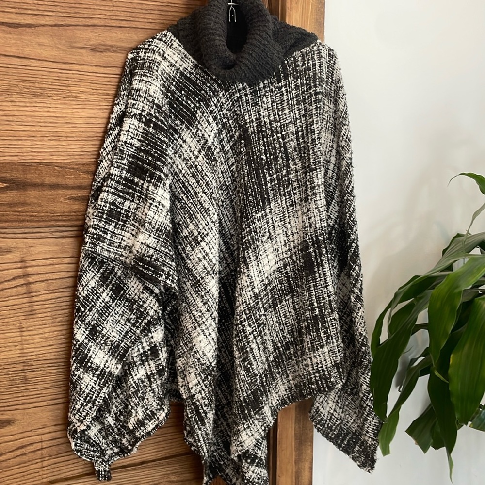 Charlie Paige black, white and dark grey tweed sweater poncho